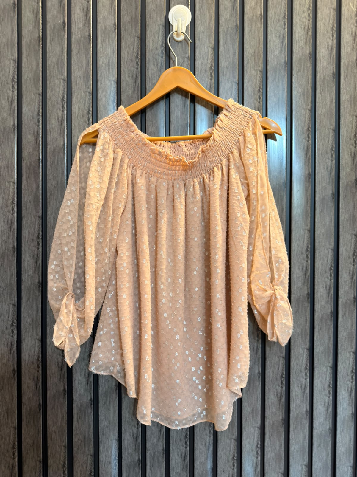 Chest 19  Lenght 24  Fabric chiffon Ladies' Premium Western Fashion Top