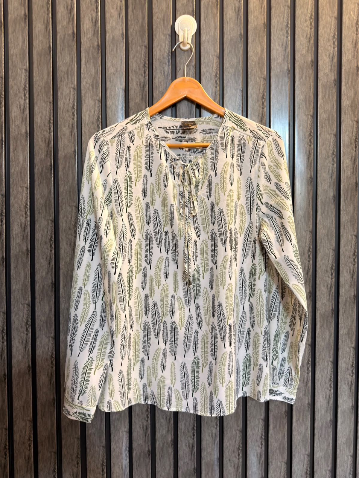 Chest 18  Lenght 25  Fabric silk Women's Western Full Sleeve Top