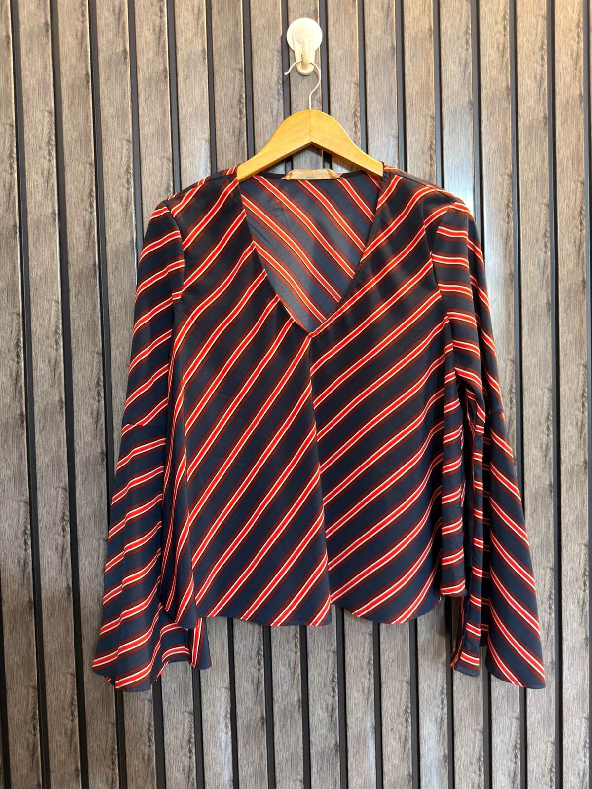 Chest 21  Lenght 23  Fabric silk Stylish Western Tops for Women