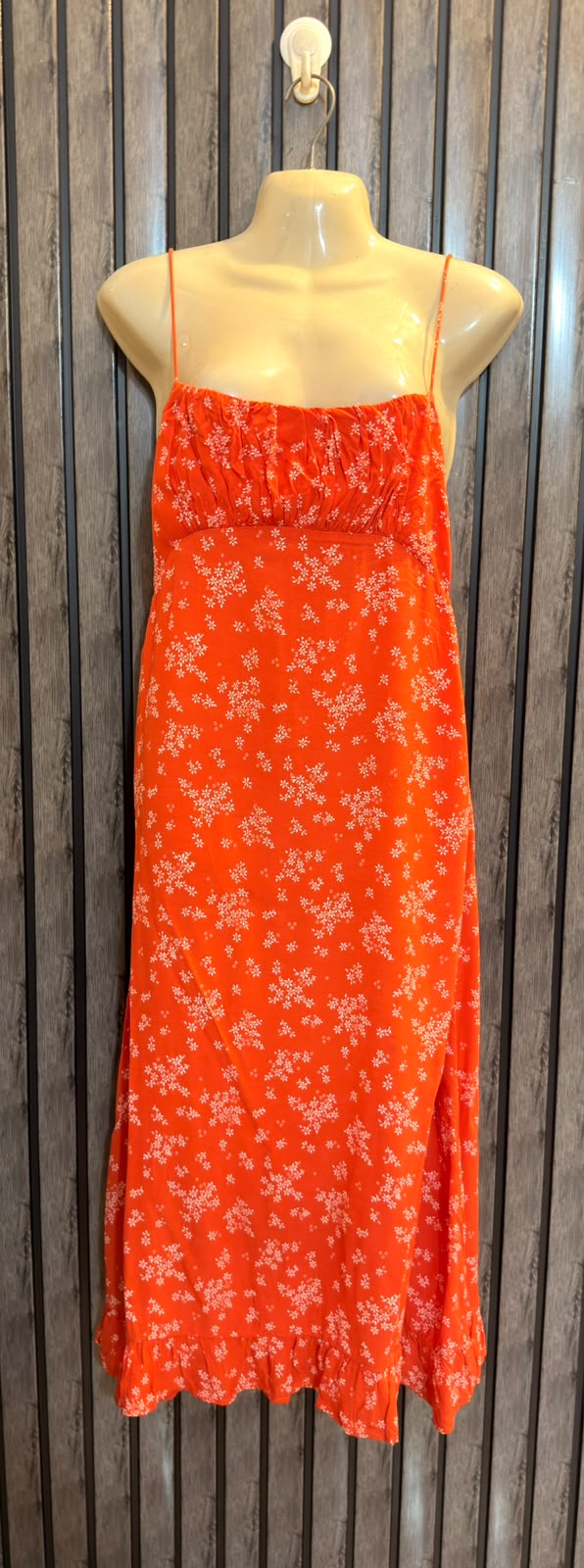 Chest 16  Lenght 47  Fabric silk Glamorous Western Maxi Dresses