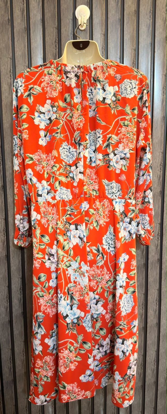Chest 23  baggy style  Lenght 41  Fabric silk Luxury Evening Maxi Dresses for Women