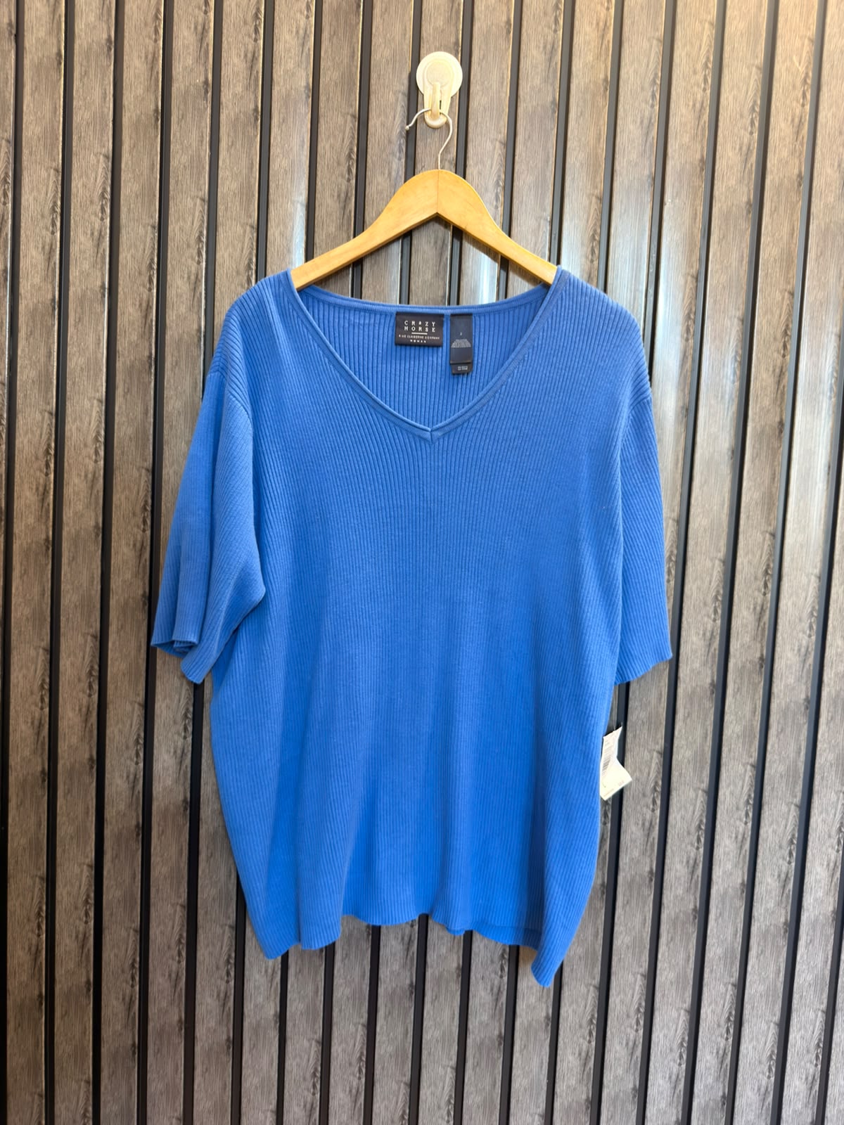 Chest 27  baggy style  Lenght 27 Elegant Ladies Knitwear Collection