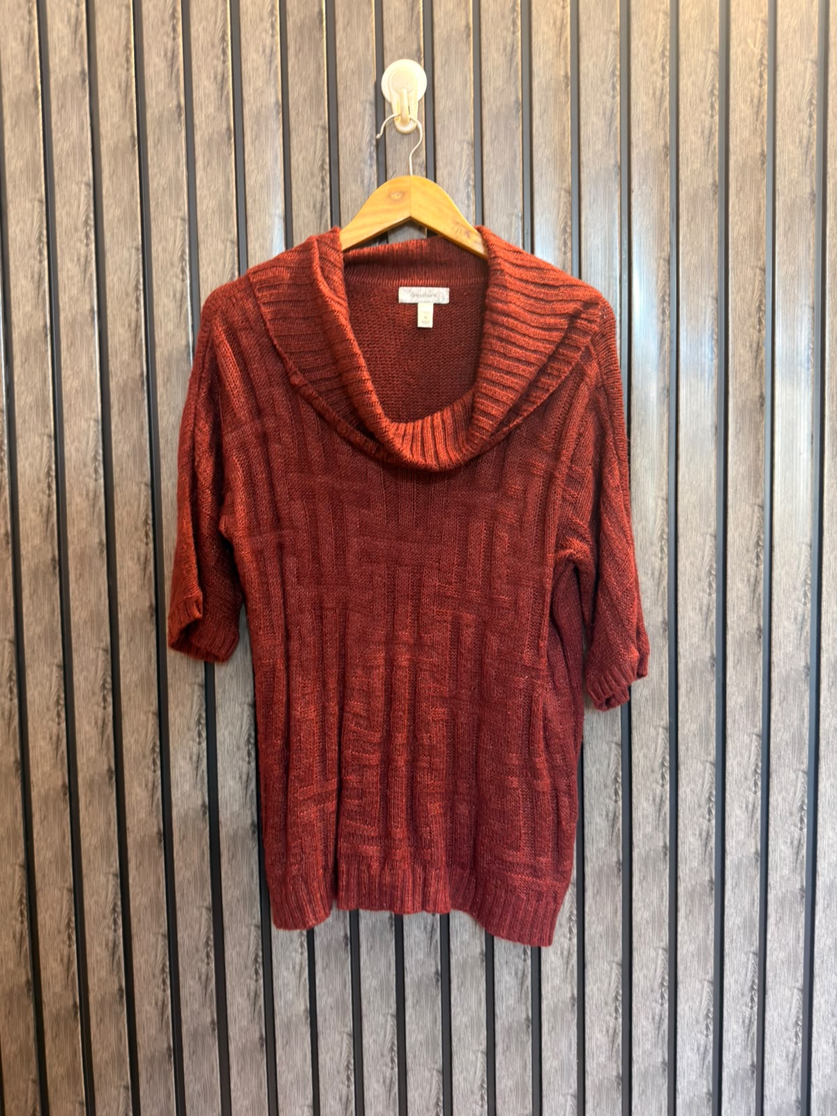 Chest medium  baggy style  Lenght 27 Trendy Ladies Collection