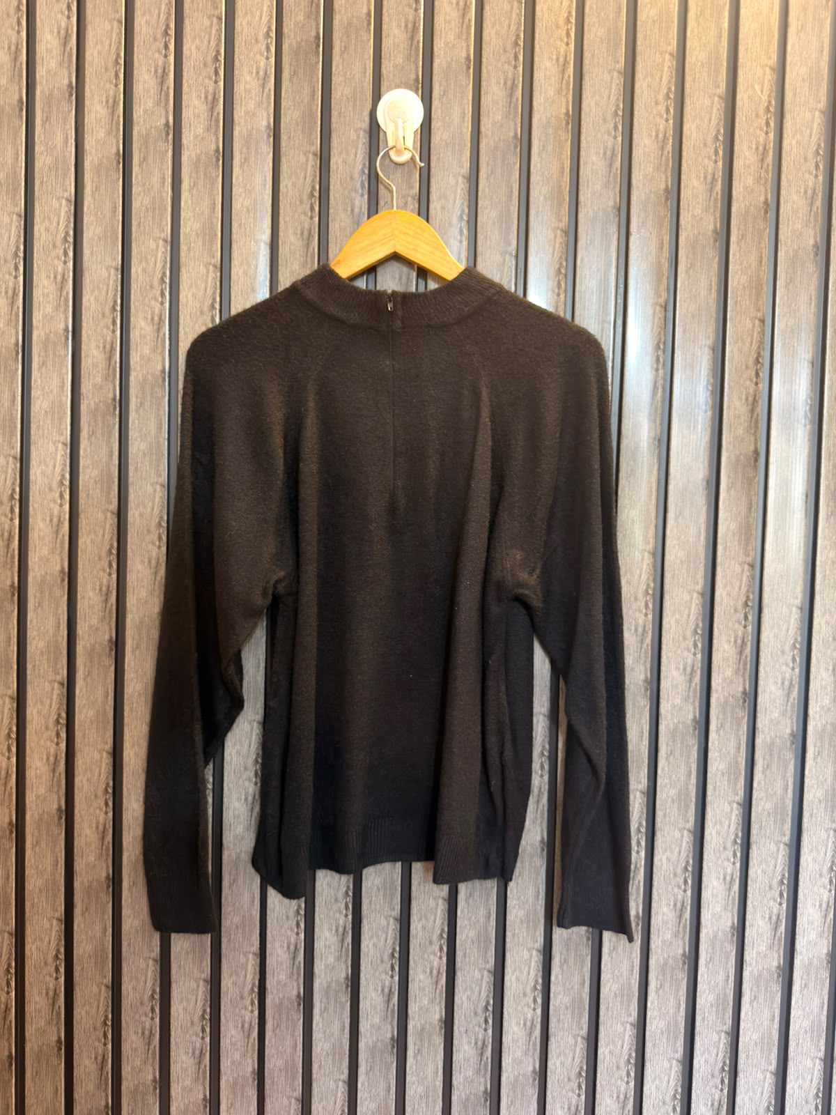 Chest 21  Lenght 24  Branded Women’s Casual Sweaters