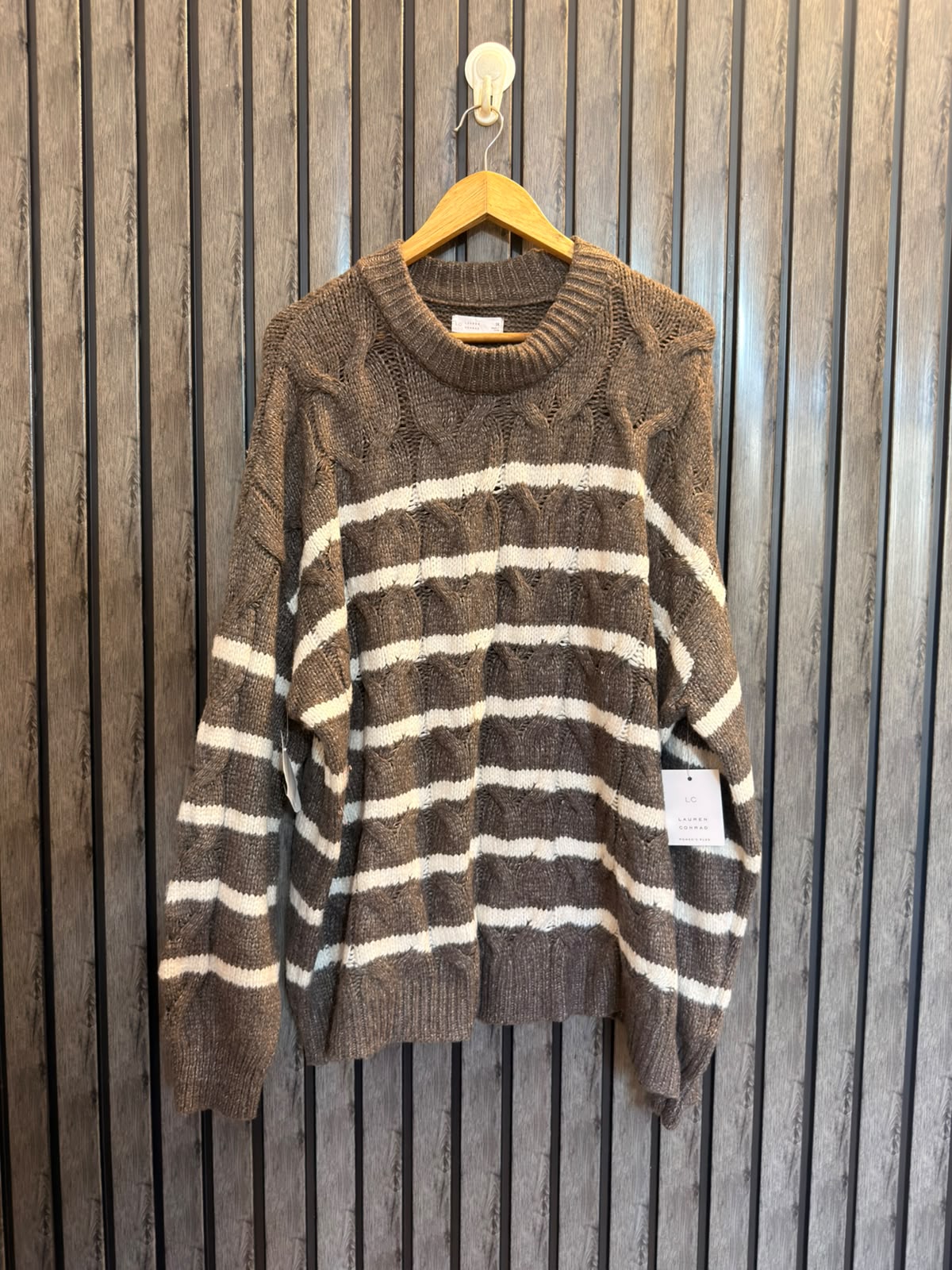 Chest xl  baggy style  Lenght 29  Luxury Women’s sweater  Collection