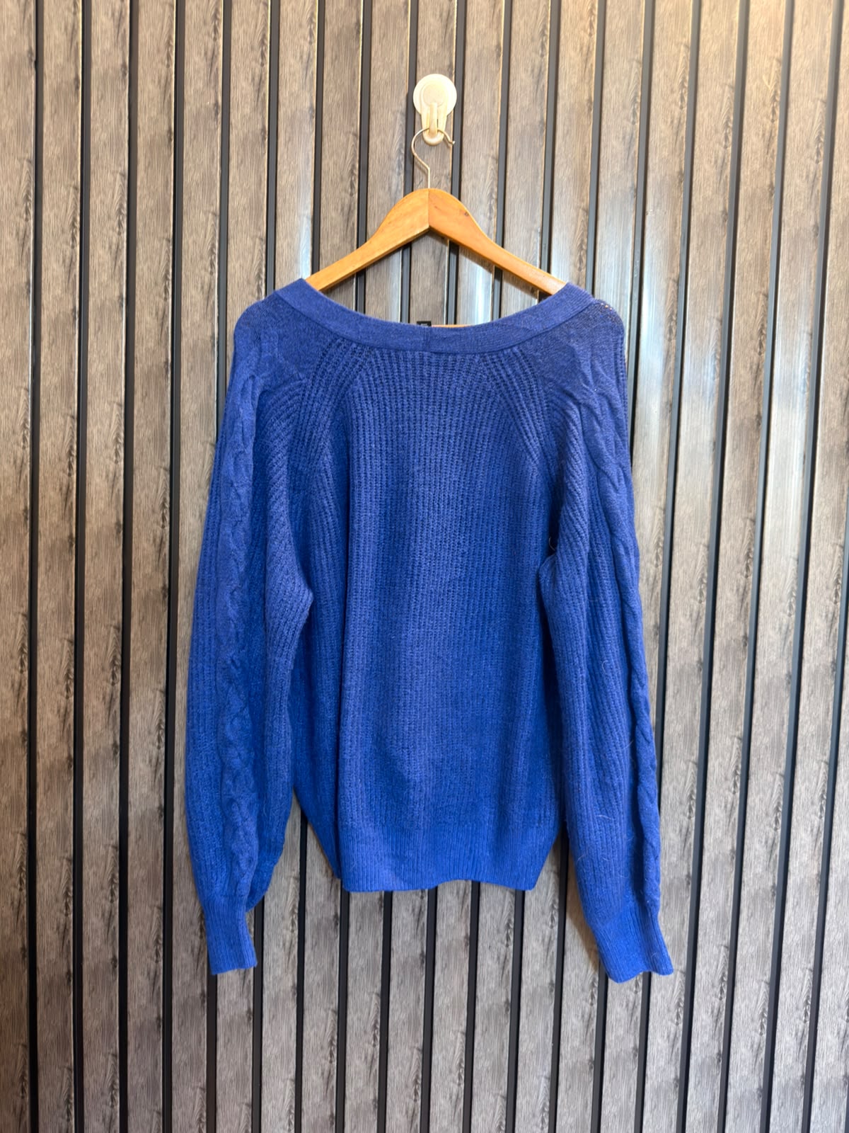 Chest xl  Lenght 24 Stylish Ladies Winter Knitwear