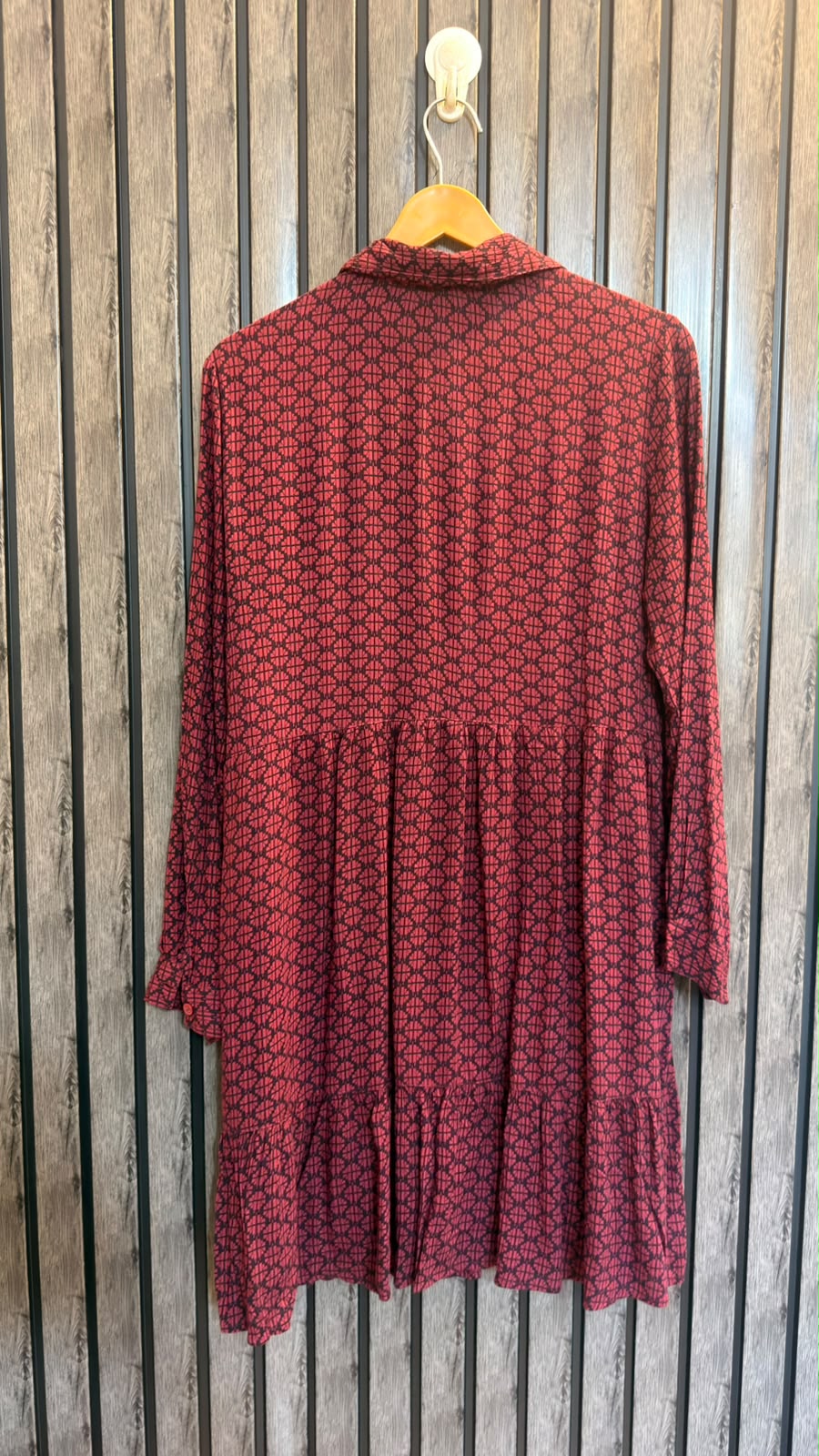 Chest 18  Lenght 34  Fabric linen Branded Ladies’  Long Top