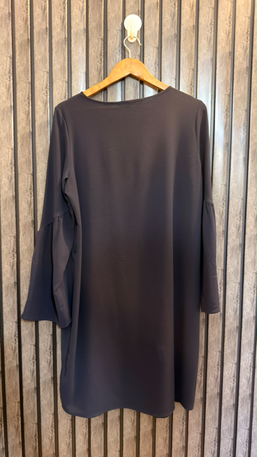 Chest 18  Lenght 37  Fabric chiffon Premium Women’s Streetwear Long Top