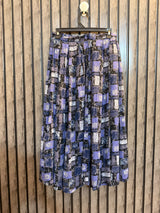 Waist 36  Lenght 32  Fabric cotton silk Stylish Ladies Skirts