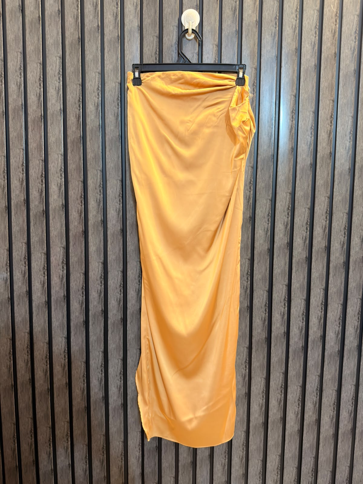 Waist 26  Lenght 18 To 40  Fabric silk Women’s Western Skirt