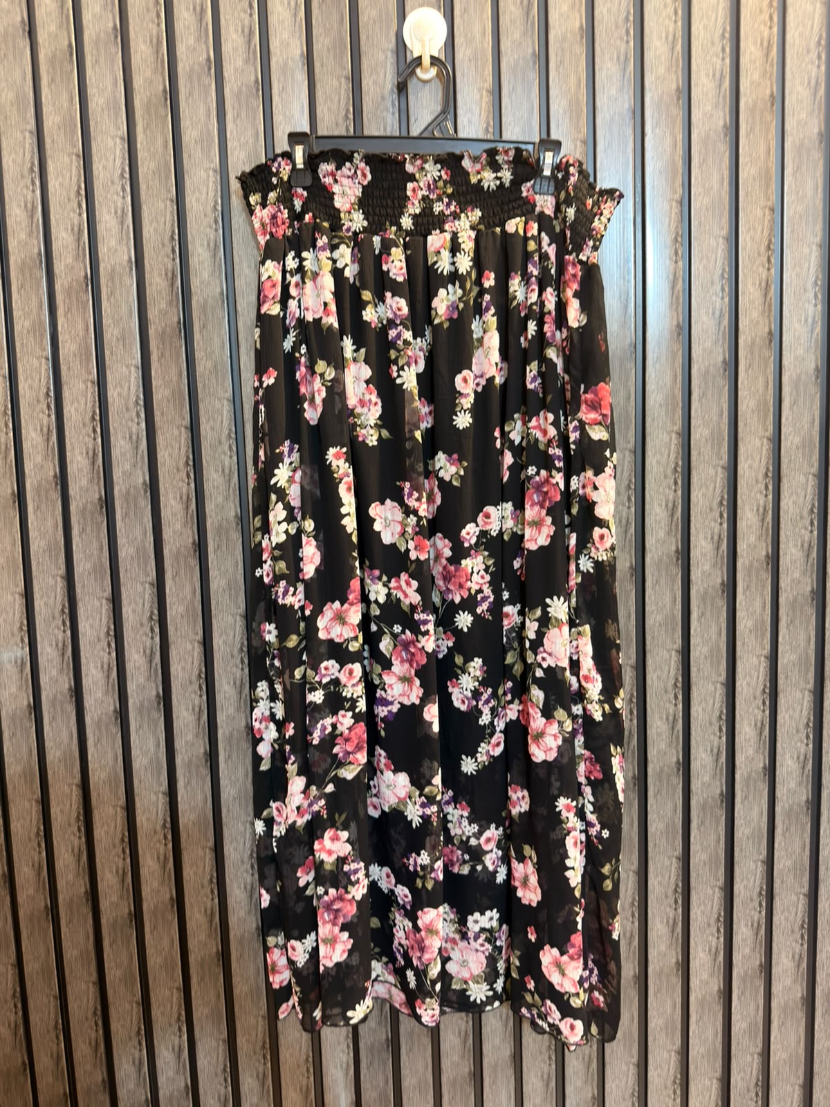 Waist 42  Lenght 39  Fabric Chiffon Western Skirts for Women
