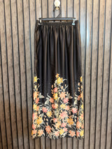 Waist 30  Lenght 39  Fabric Silk Western Skirt