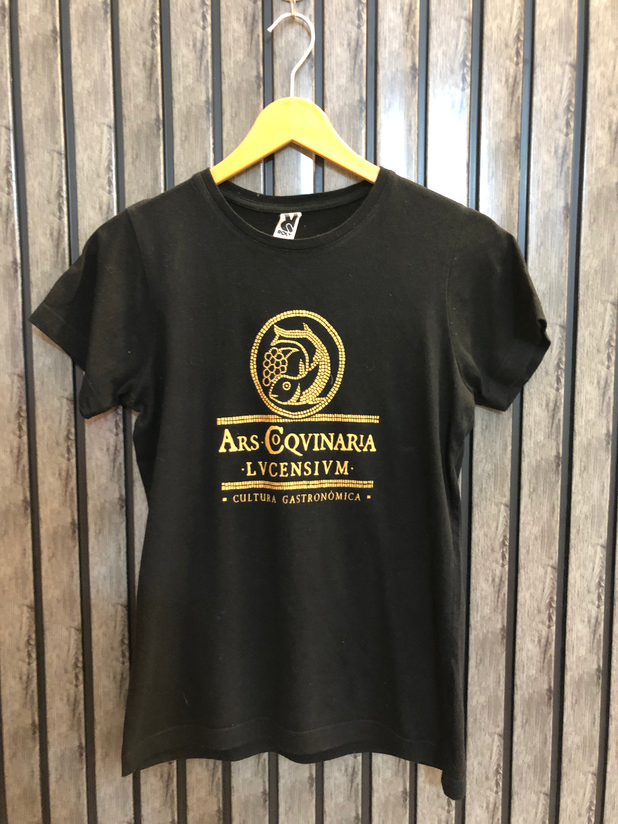 Chest 17  Length 23 Branded Ladies T-Shirts