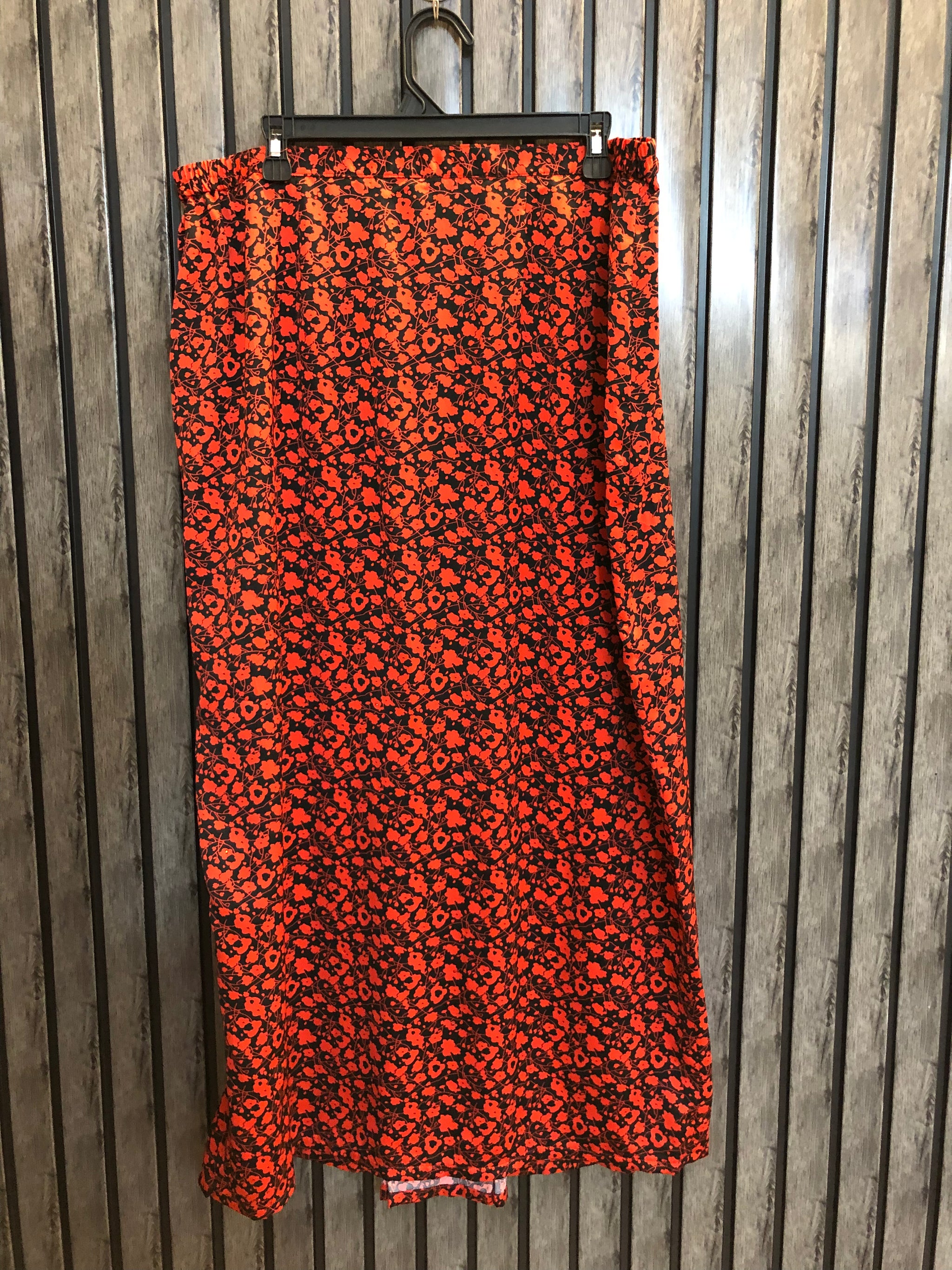 Waist 42  Length 37  Fabric Silk The Elegant Western Skirt Emporium