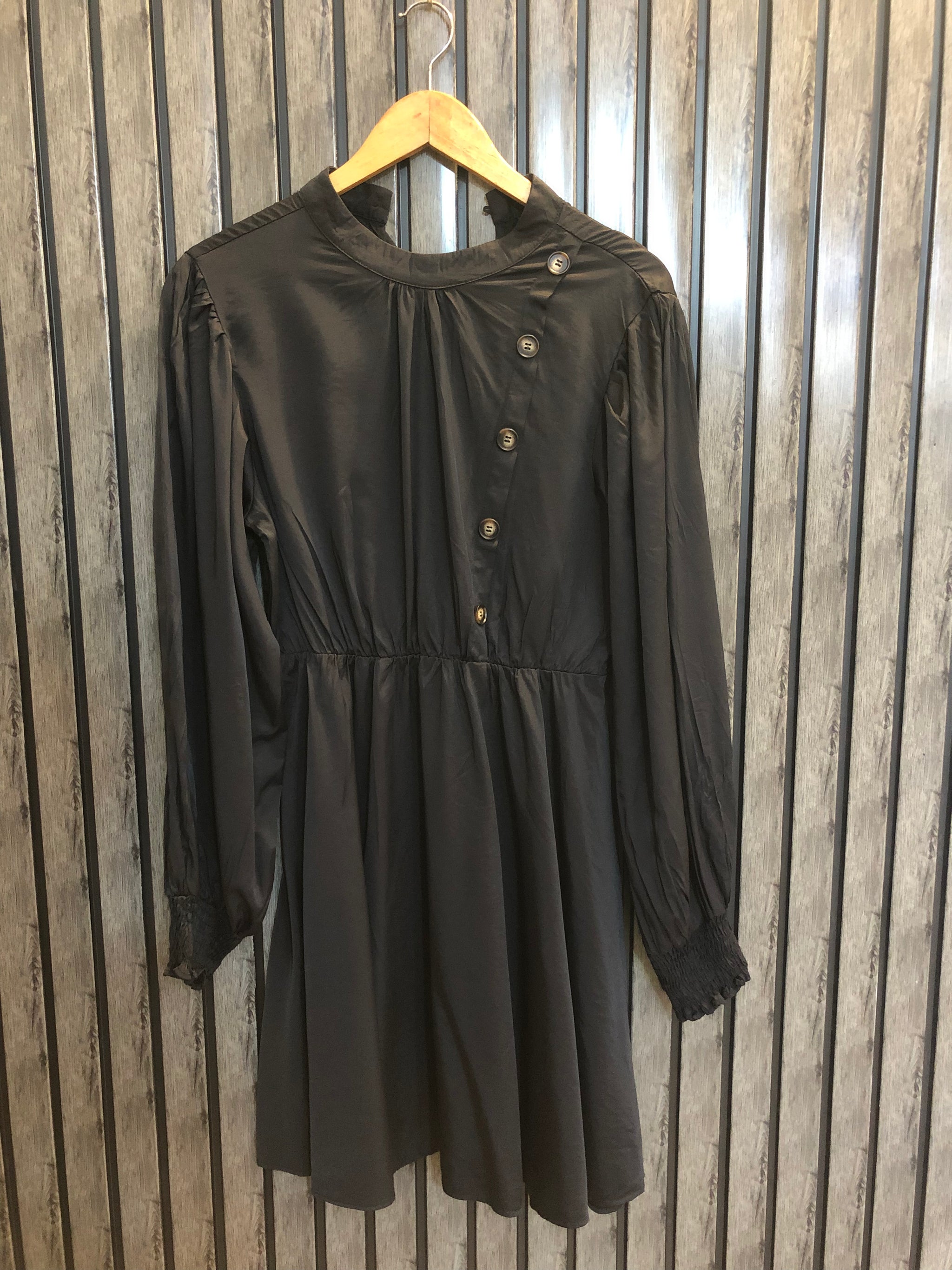 Chest 19  Length 36  Fabric Silk Signature Western Long Tops for Women