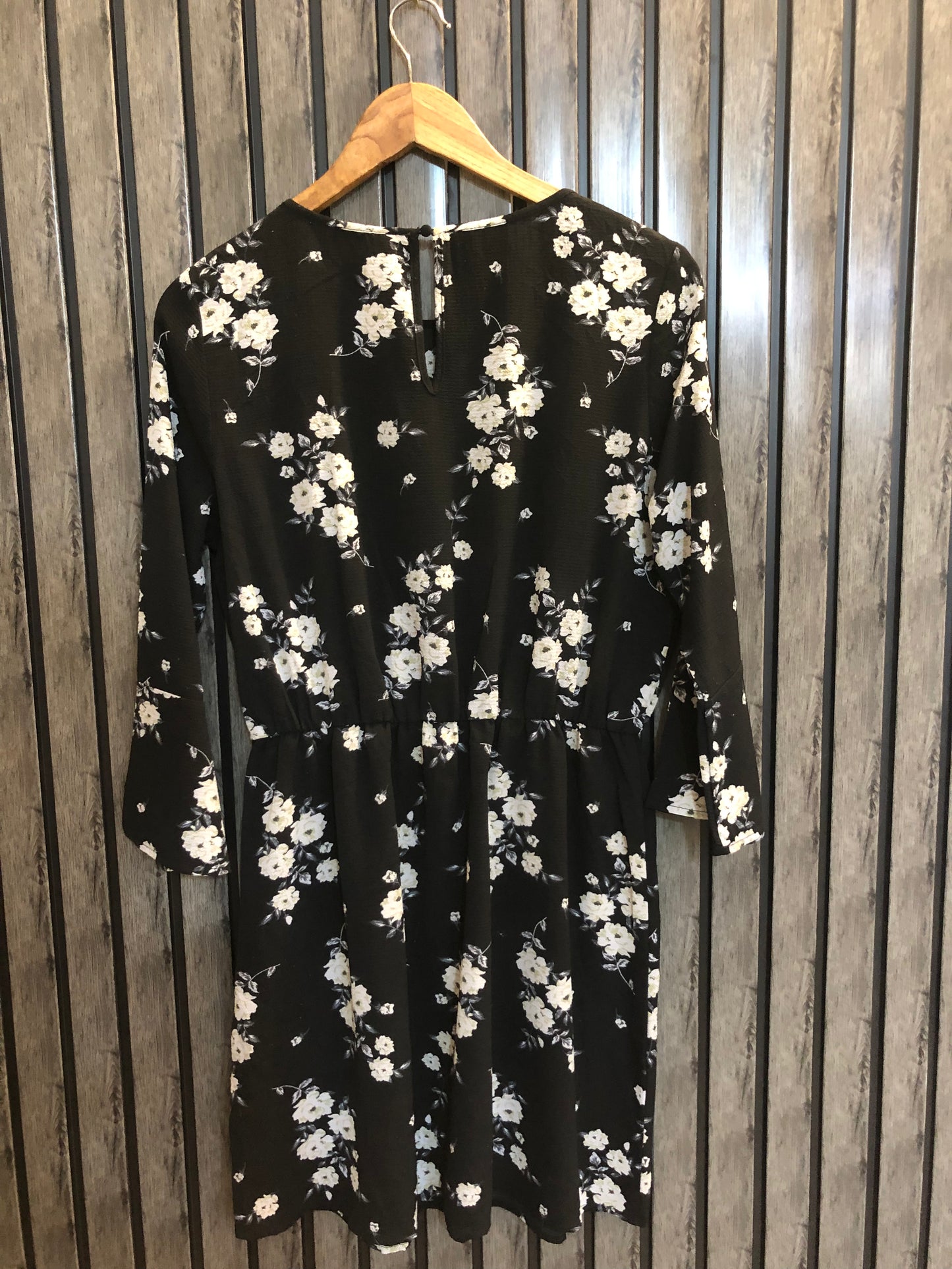 Chest 19  Length 34  Fabric Chiffon Western Fashion Long Tops Boutique