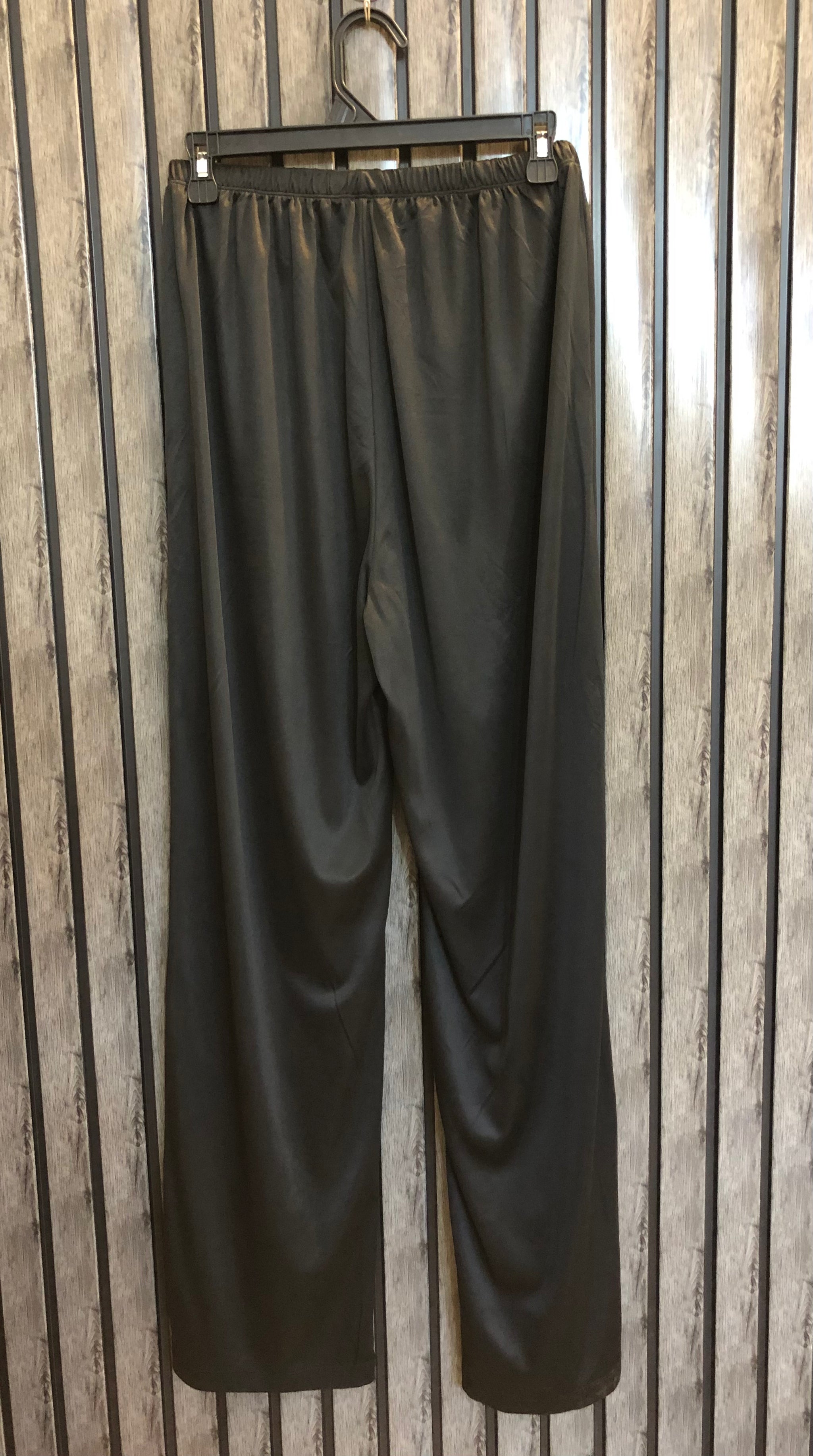 Waist 32 To 34  Length 42  Fabric Silk Jersey Stylish Western Branded Women’s Trouser