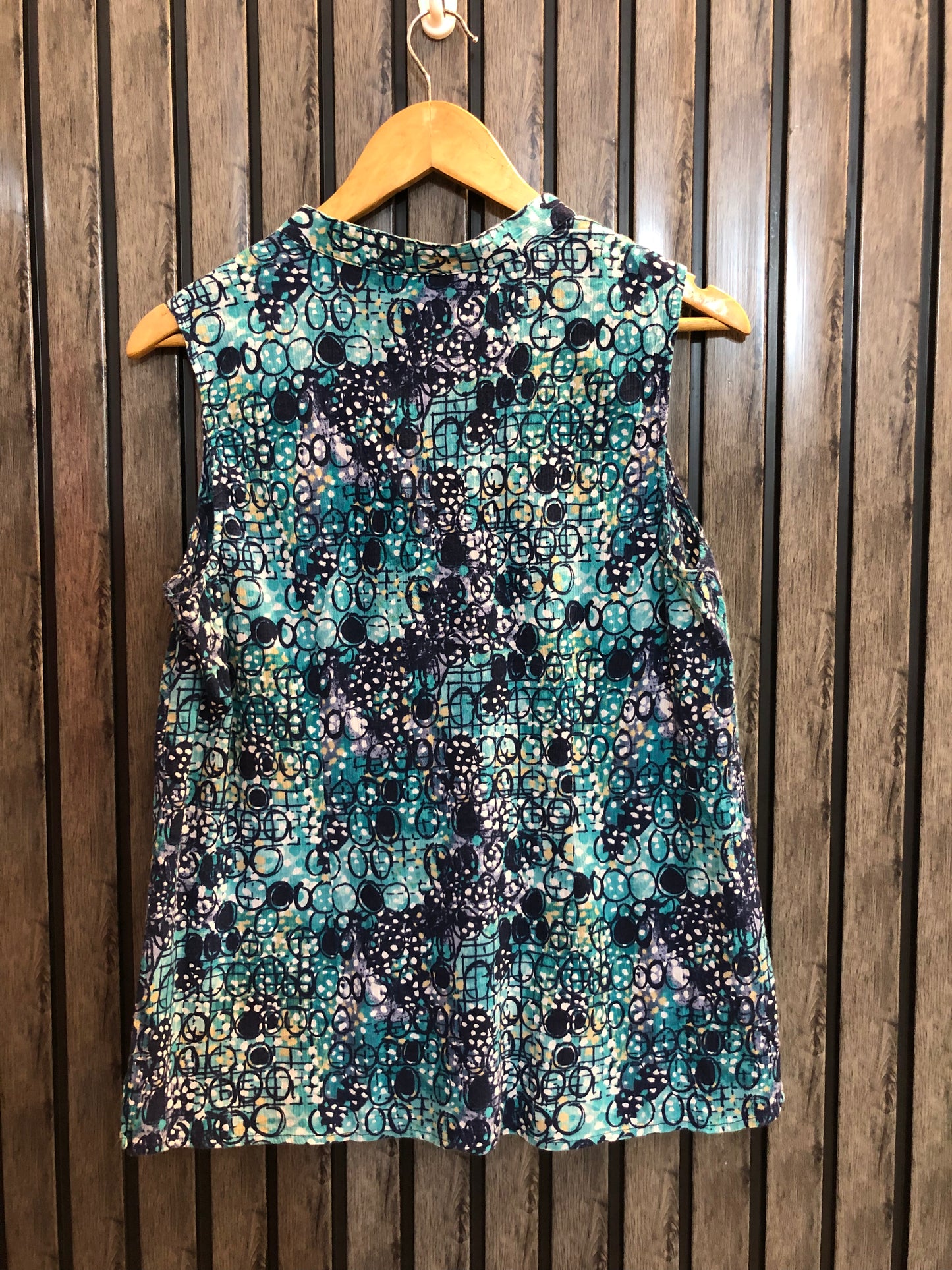 chest 20  lenght 25  fabric cotton Elegant Western Sleeveless Top for Women