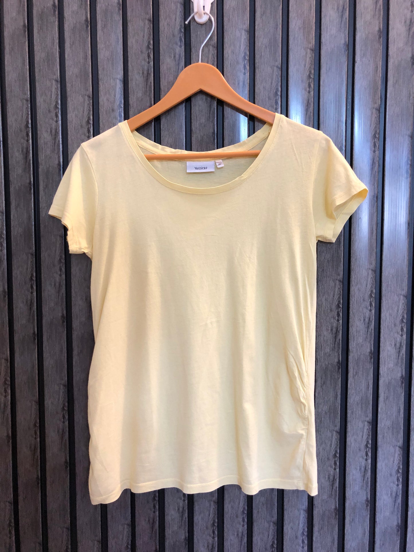 chest 17  lenght 24 Women Branded T Shirts Western