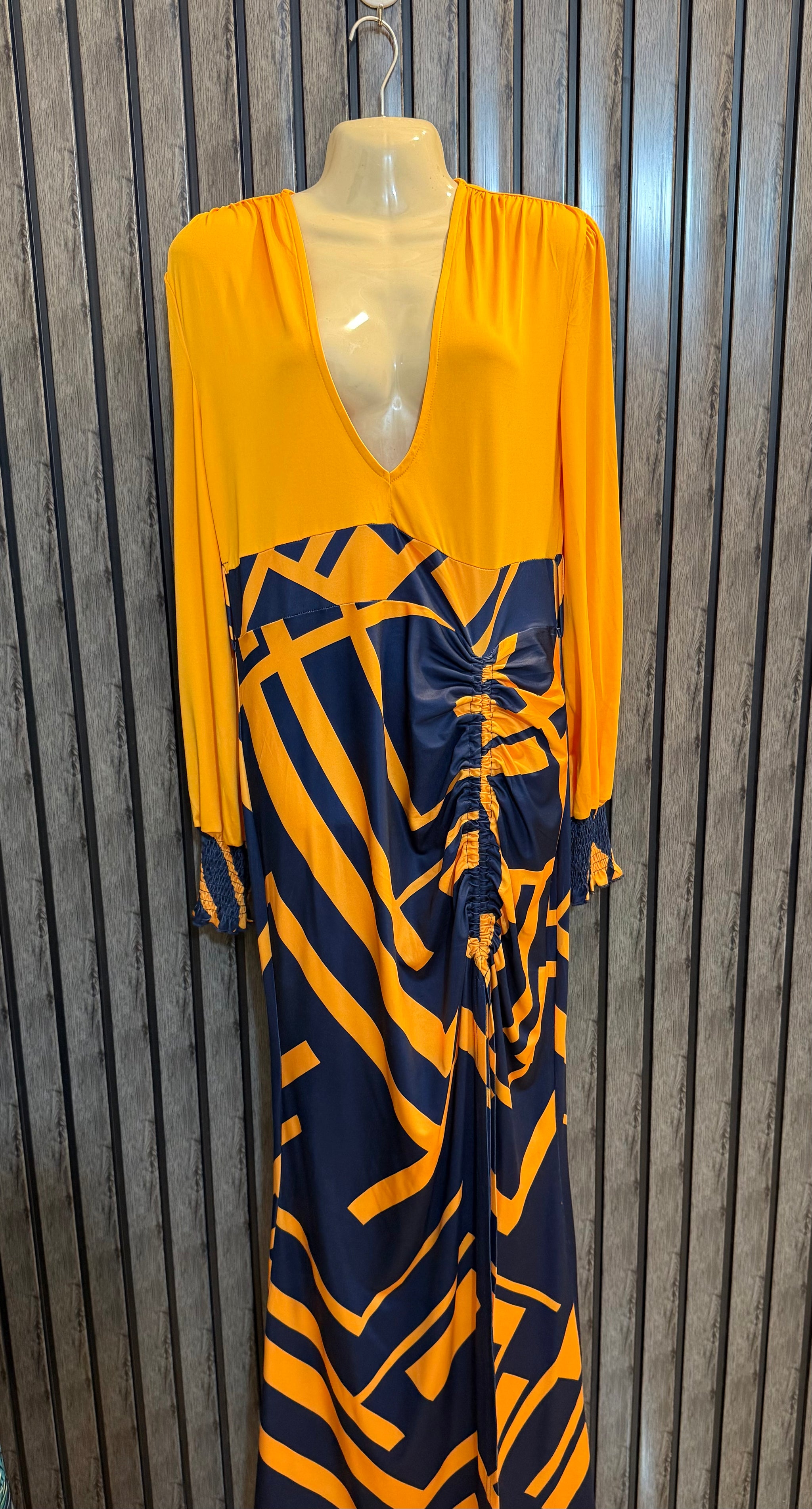 Chest 20  Length 61  Fabric Silk Jersey High-End Branded Western Maxi