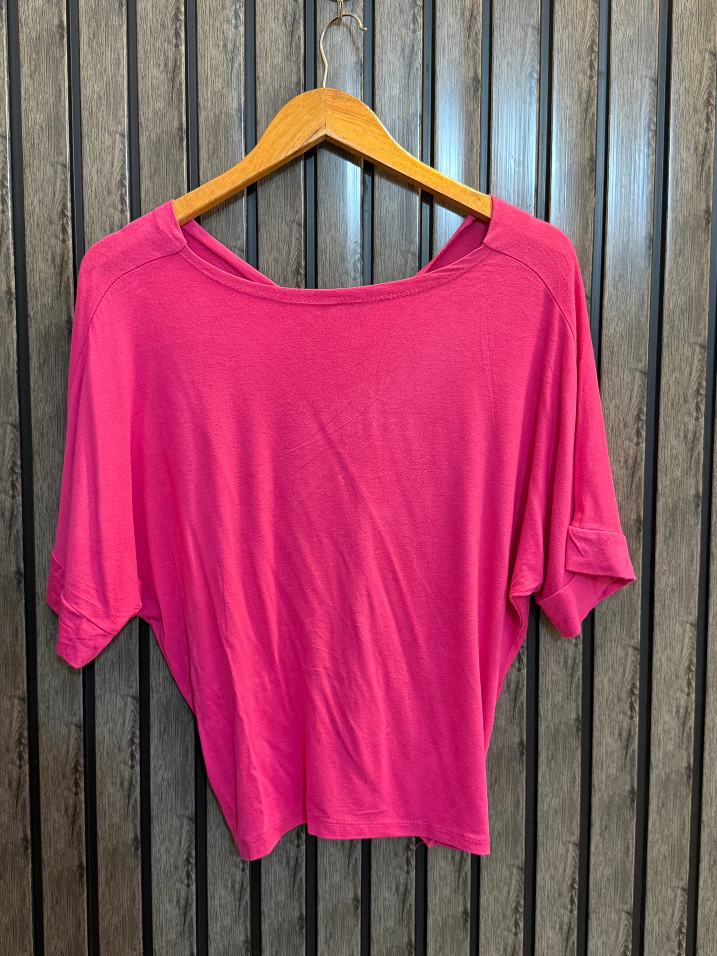 Chest Medium Baggy Style  Length 21 Modern Cut Western T-Shirt