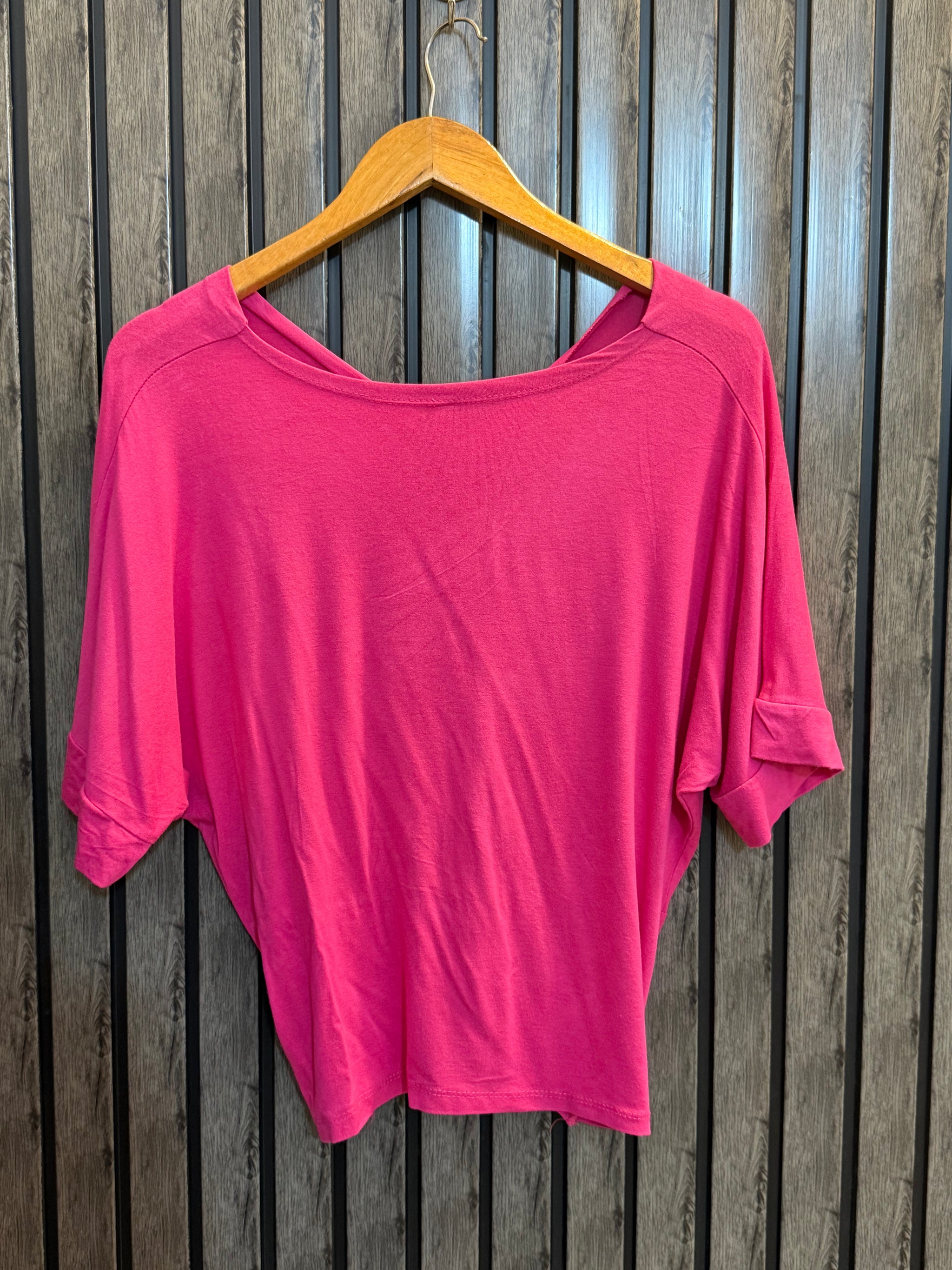 Chest Medium Baggy Style  Length 21 Modern Cut Western T-Shirt