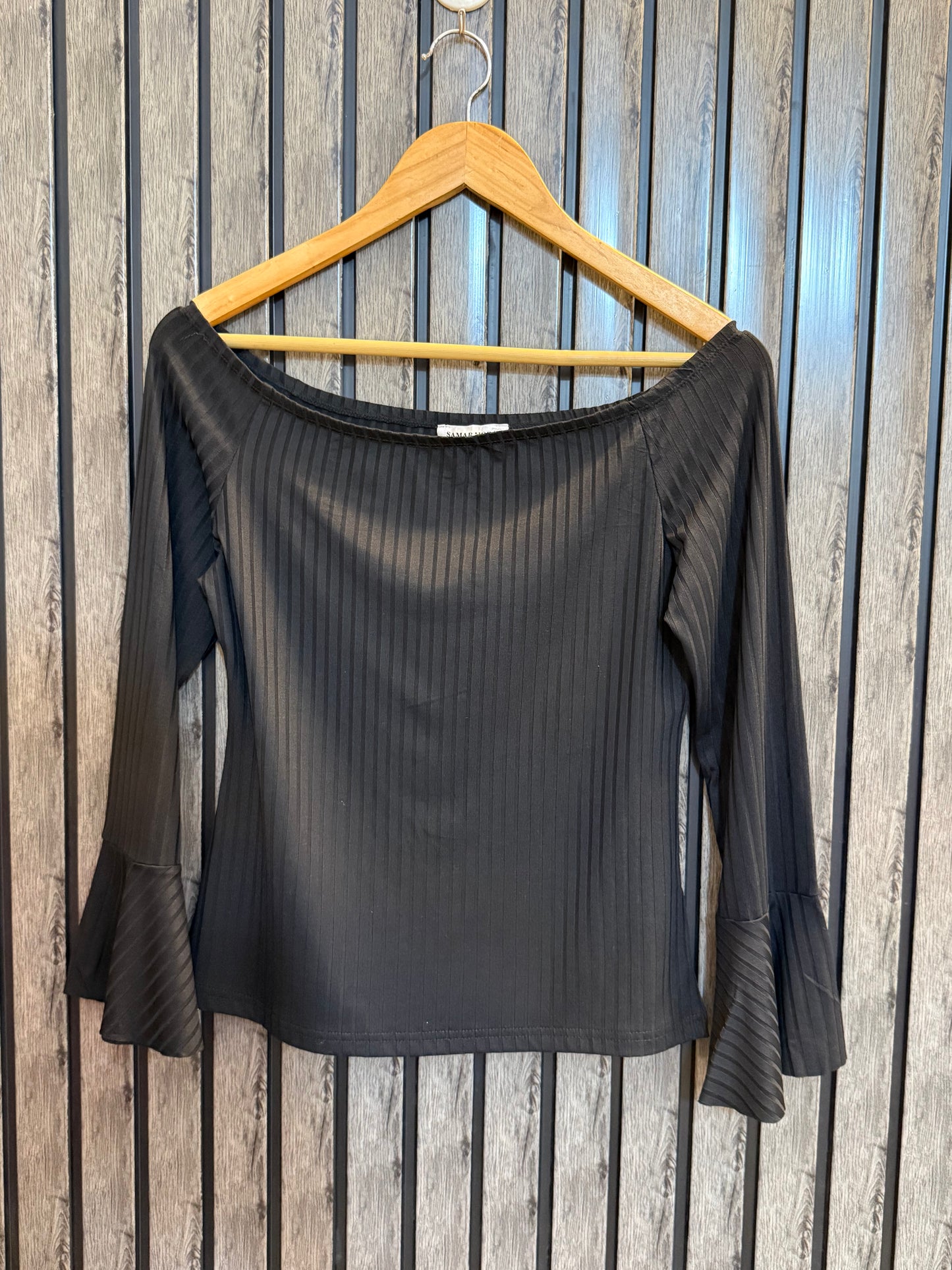 Chest 18  Length 18  Fabric Silk Jersey Imported High-End Women’s Top