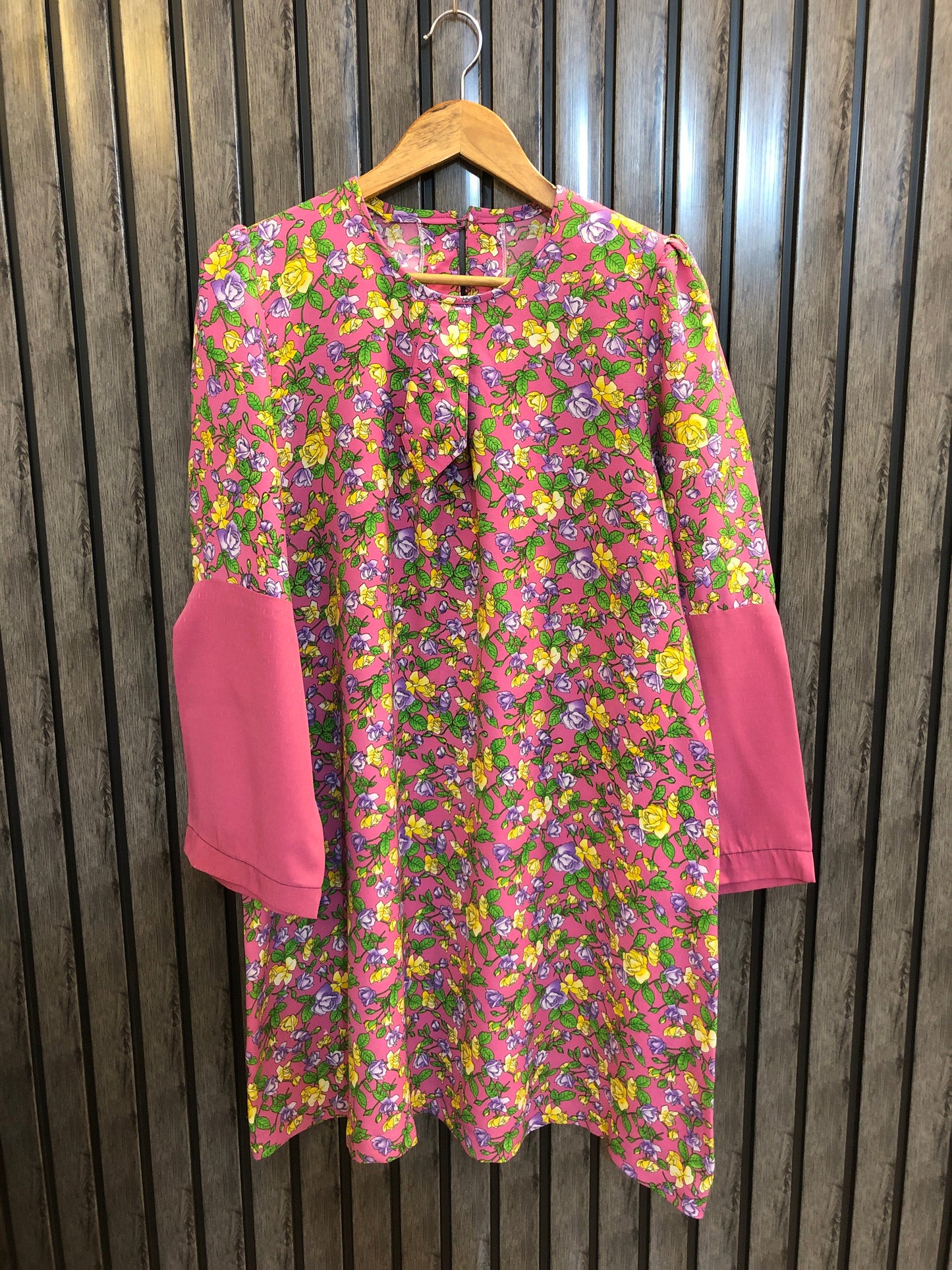 Chest 20  Length 34  Fabric Georgette Premium Western Branded Women Long Top