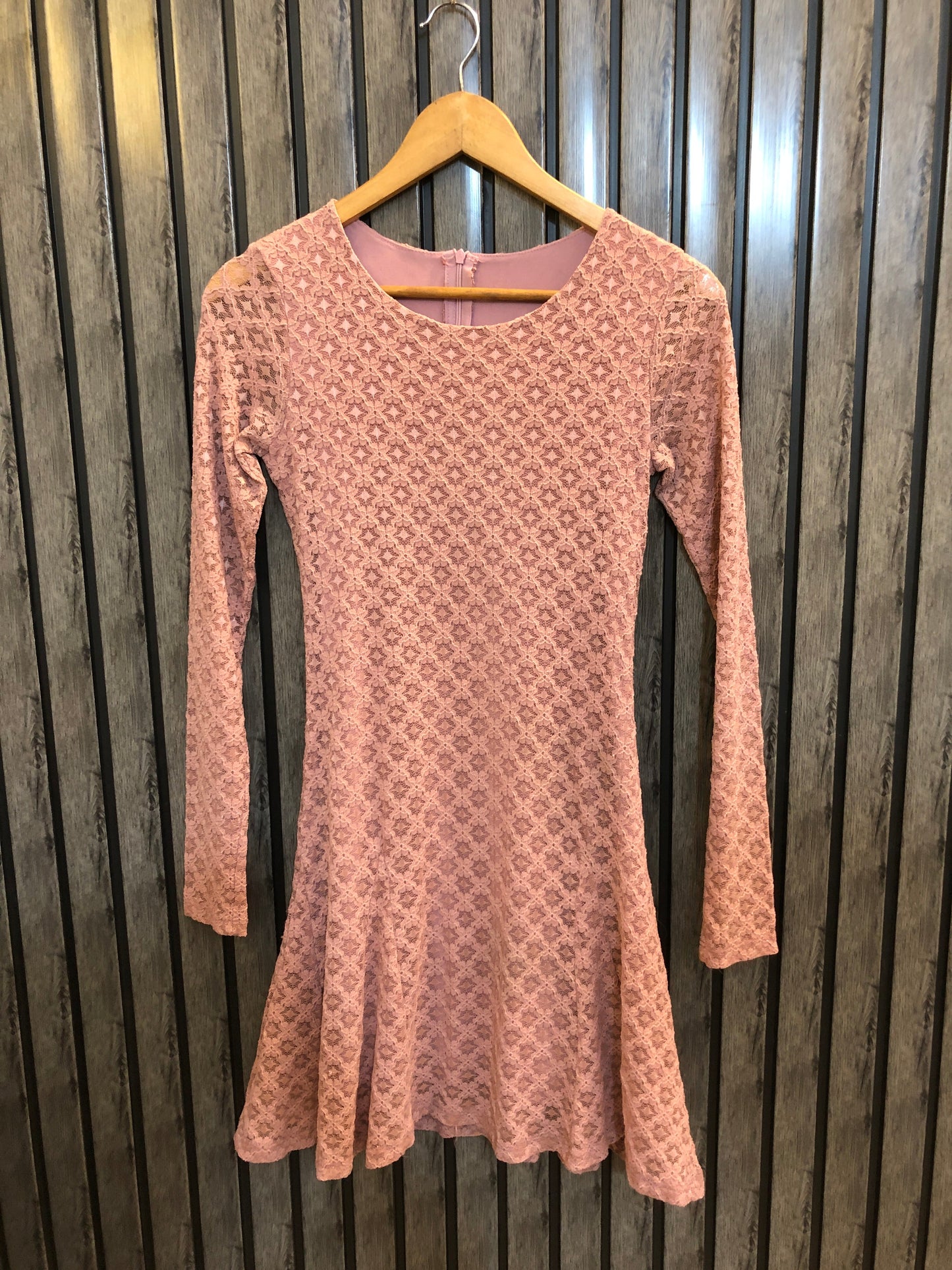 Chest 16  Length 33  Fabric Net Classic Fit Western Women Long Top