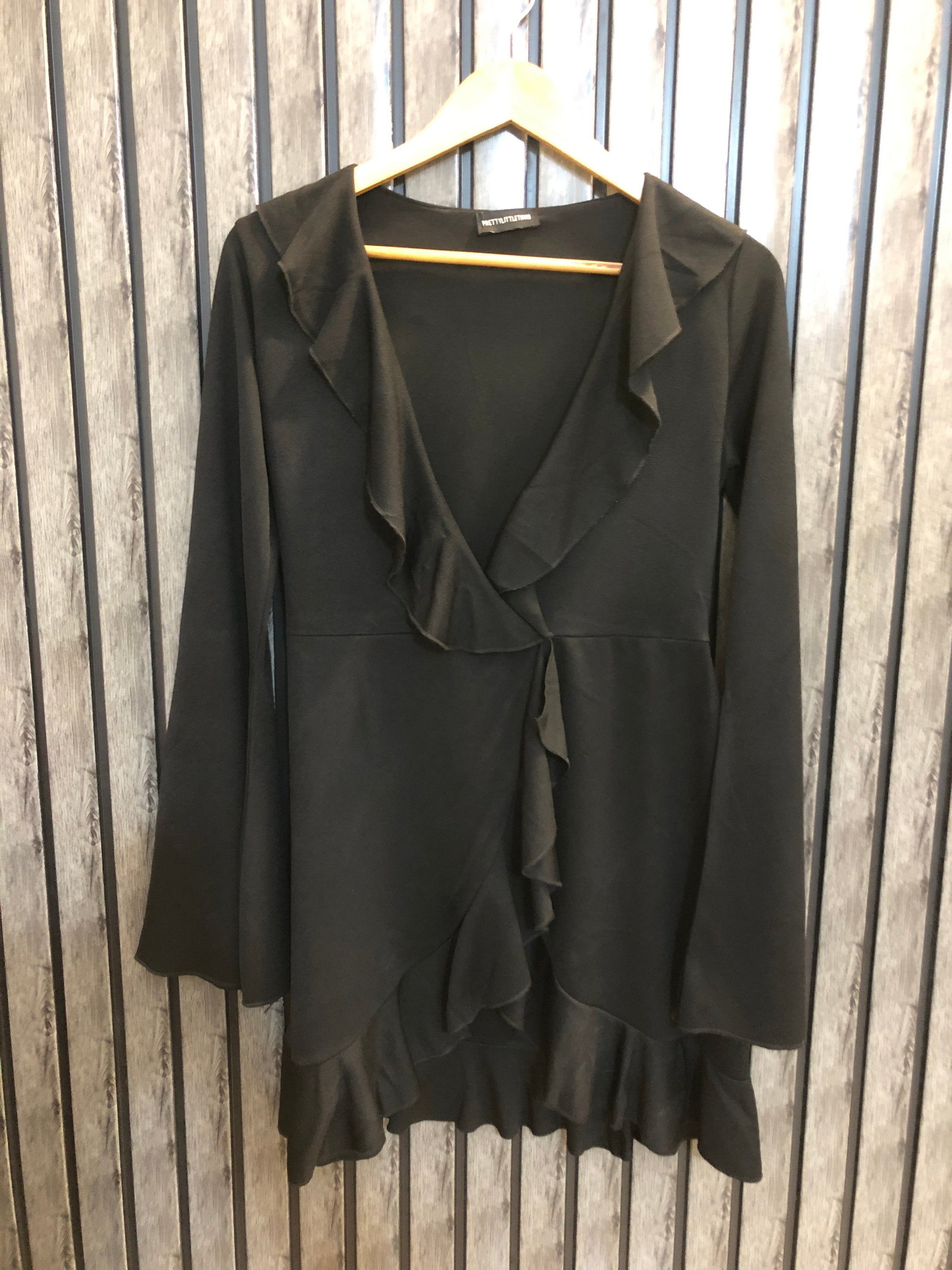 Chest 18  Length 32  Fabric Silk Jersey High-End Western Brand Long Top