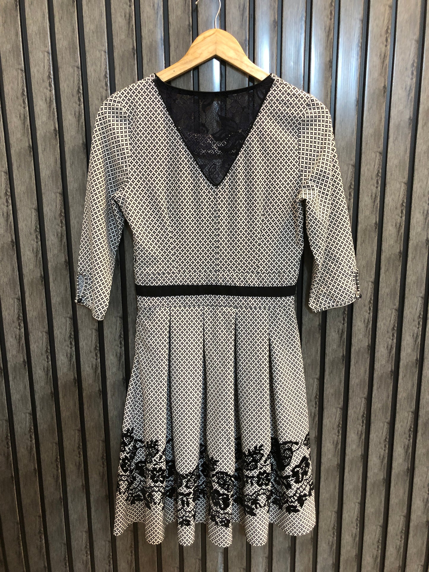 Chest 16  Length 37  Fabric Silk Fashion Essential Imported Ladies Long Top