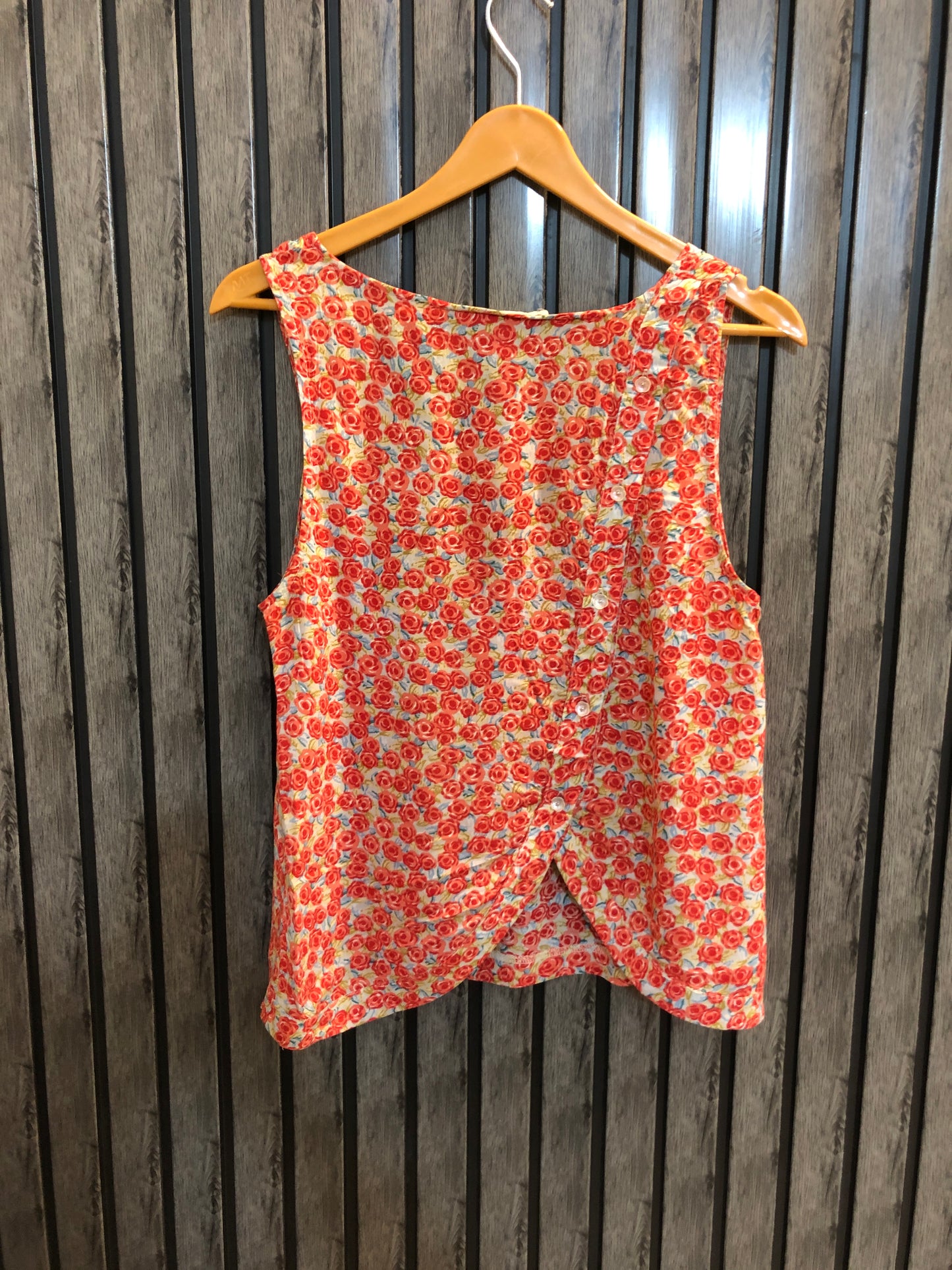 Chest 18  Length 21.5  Fabric Linen Trendy Imported Sleeveless Women’s Top