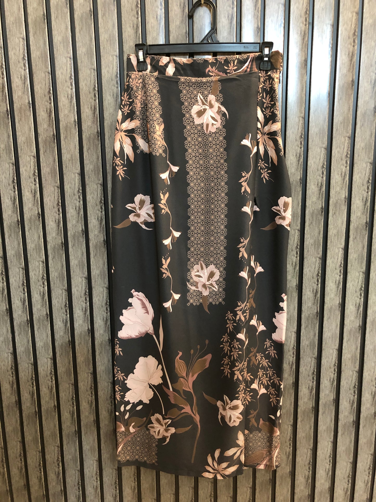 Waist 28  Length 40  Fabric Silk Premium Western Branded Denim Skirt for Women