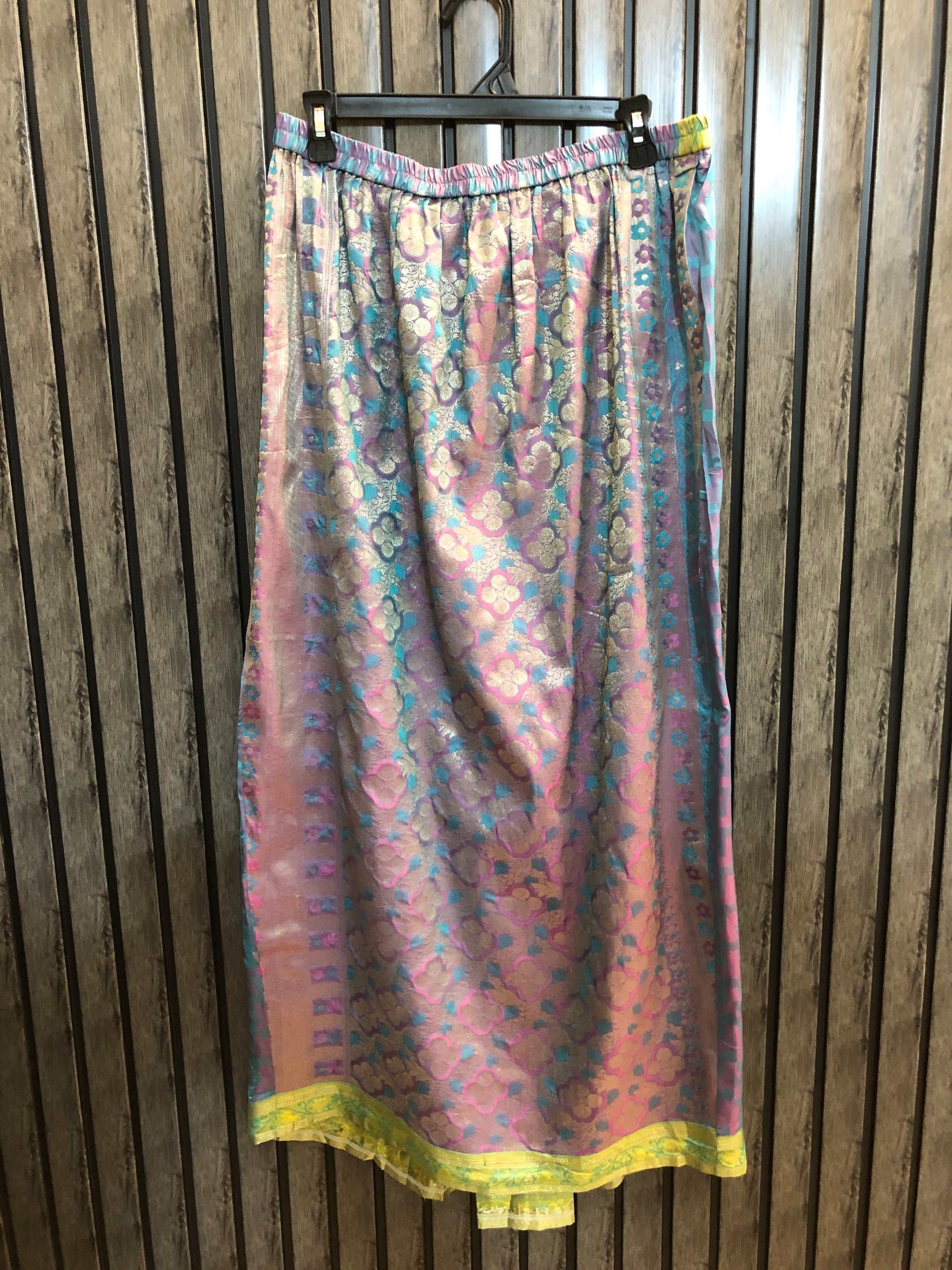 Waist 36   Length 39  Fabric Silk Imported Casual Western Skirt for Women