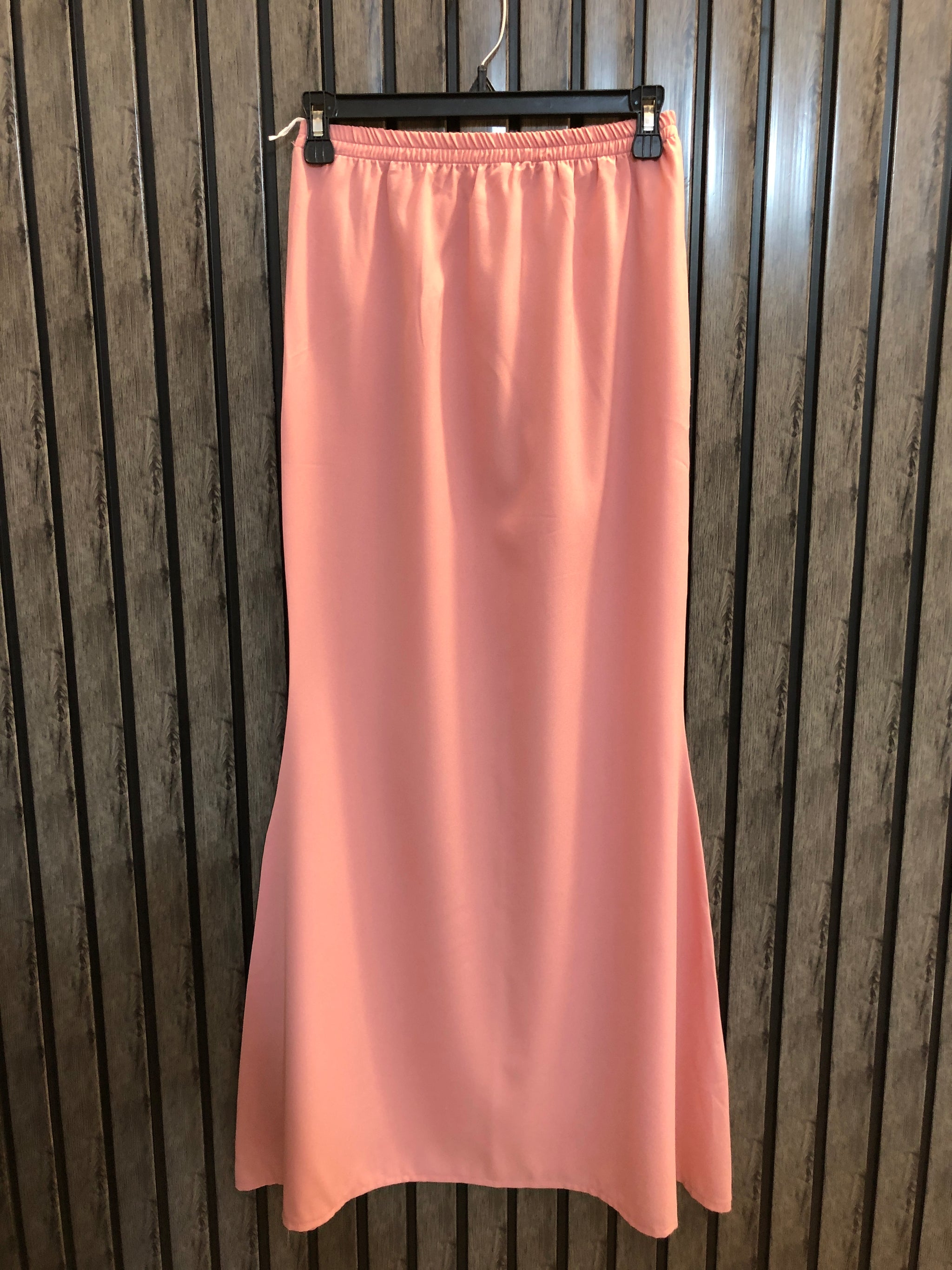 Waist 30   Length 39  Fabric Silk Modest Length Western Skirt for Women