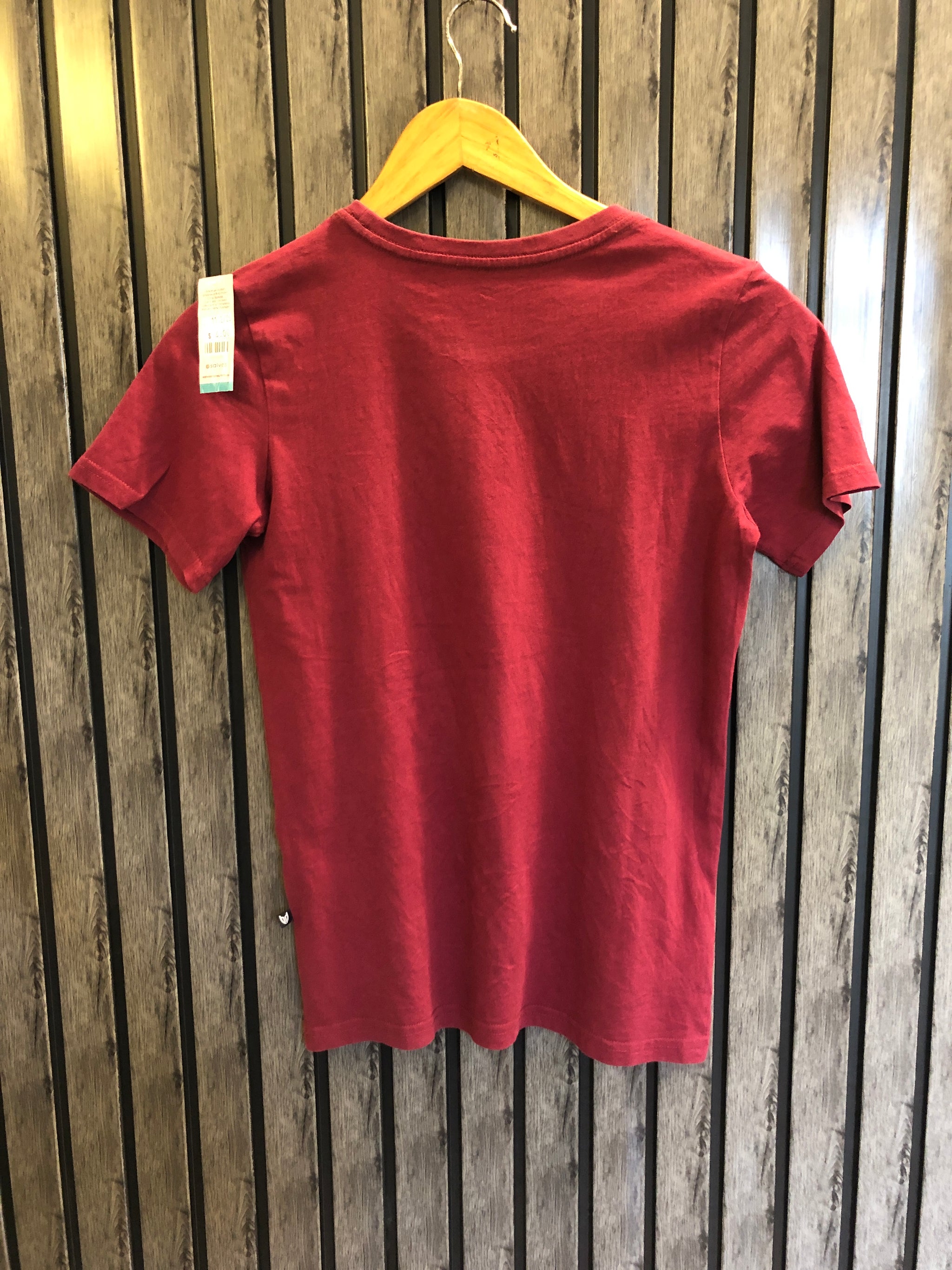 Chest 16  Length 23 Minimalist Branded Women’s T-Shirt