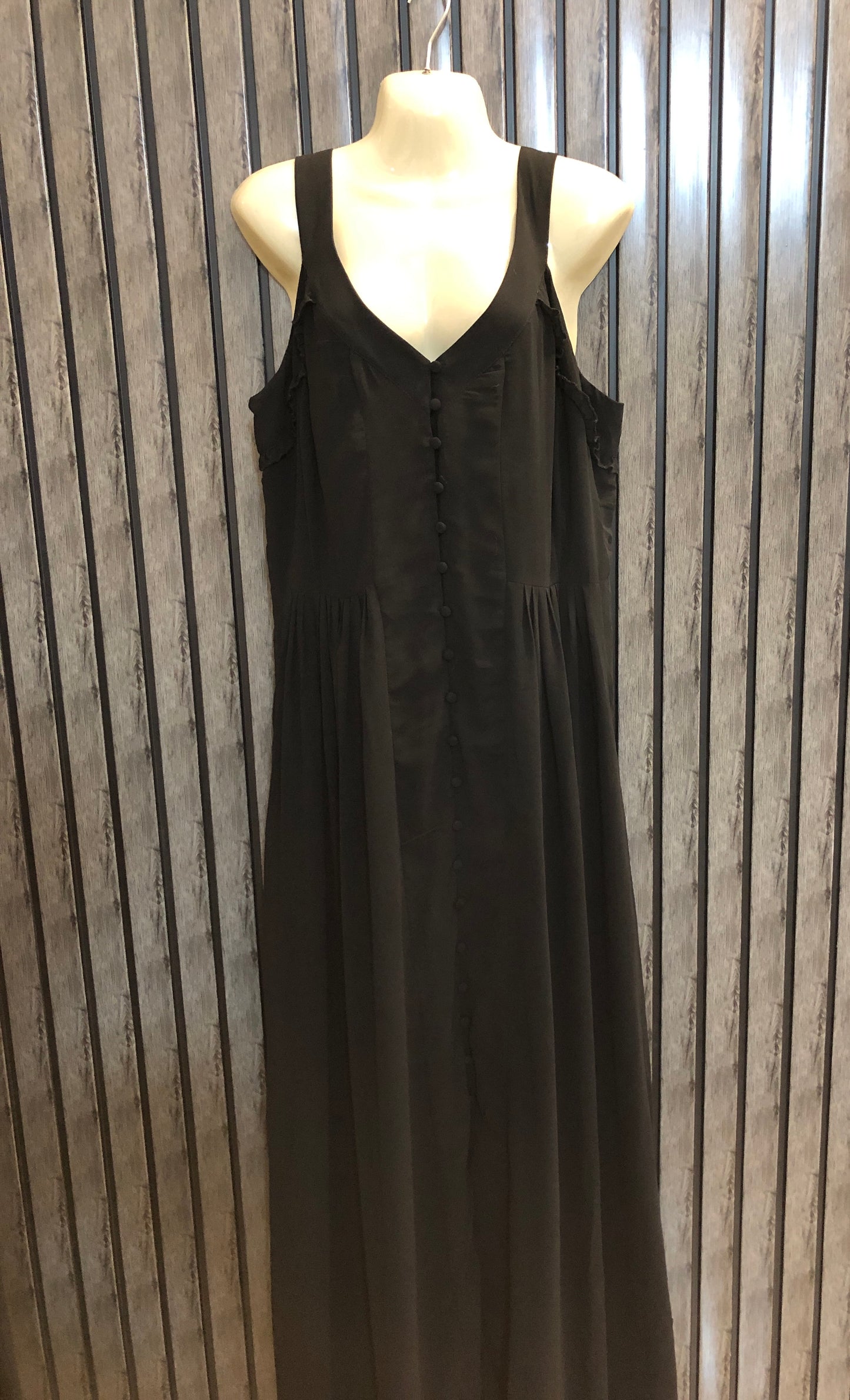 Chest 20  Length 59  Fabric Chiffon Original Foreign Brand Women’s Maxi Dress